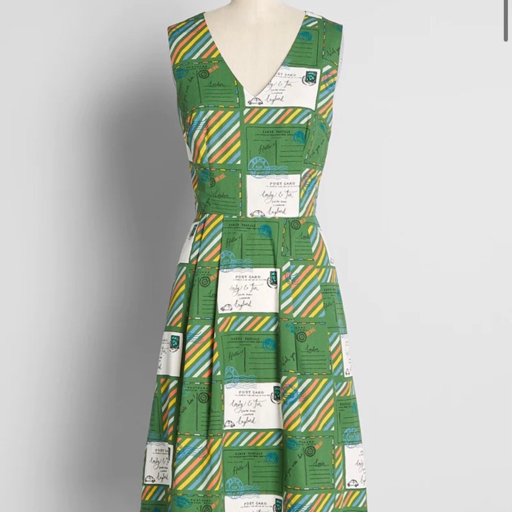 EMILY & FIN AMELIE DRESS POSTCARDS